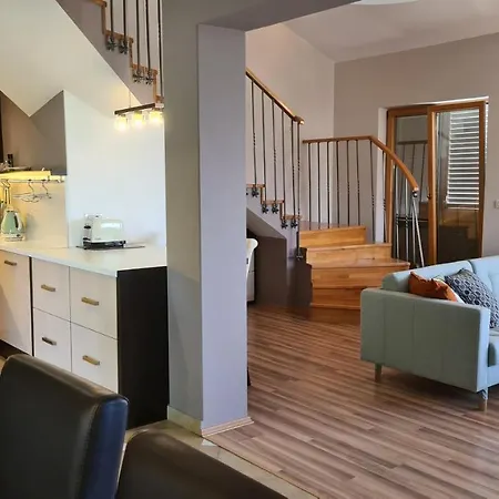 Amalia Apartment *