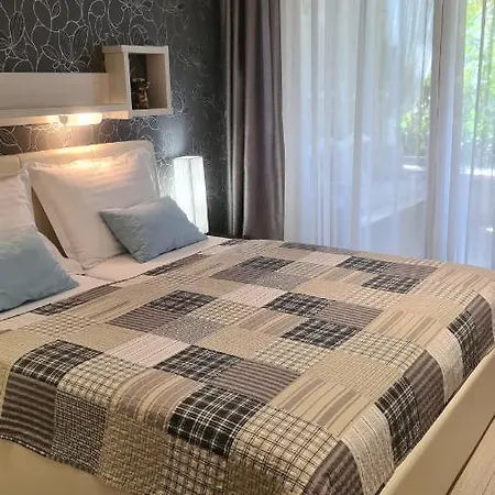 Amalia Apartment *