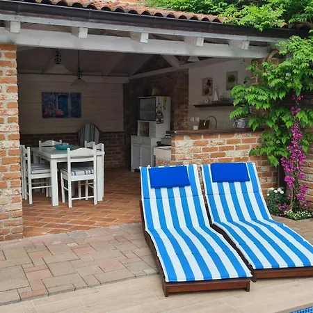 Amalia Apartment